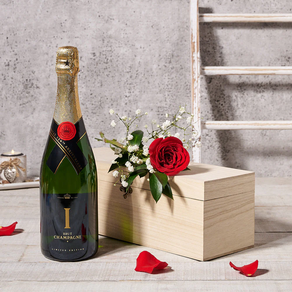 The Season of Love Gift Set
