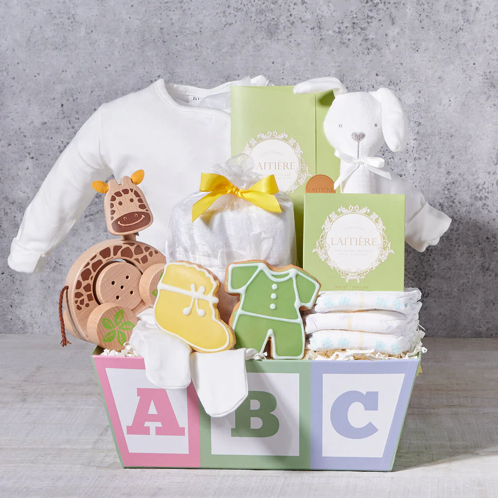 Unisex Welcome Baby Gift Set